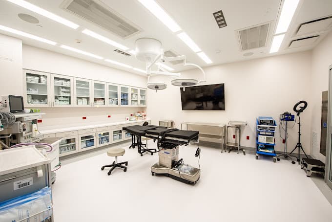 The Gill Center for Plastic Surgery and Dermatology photo 16