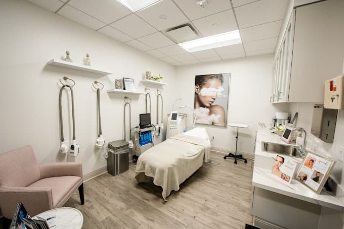 The Gill Center for Plastic Surgery and Dermatology photo 4