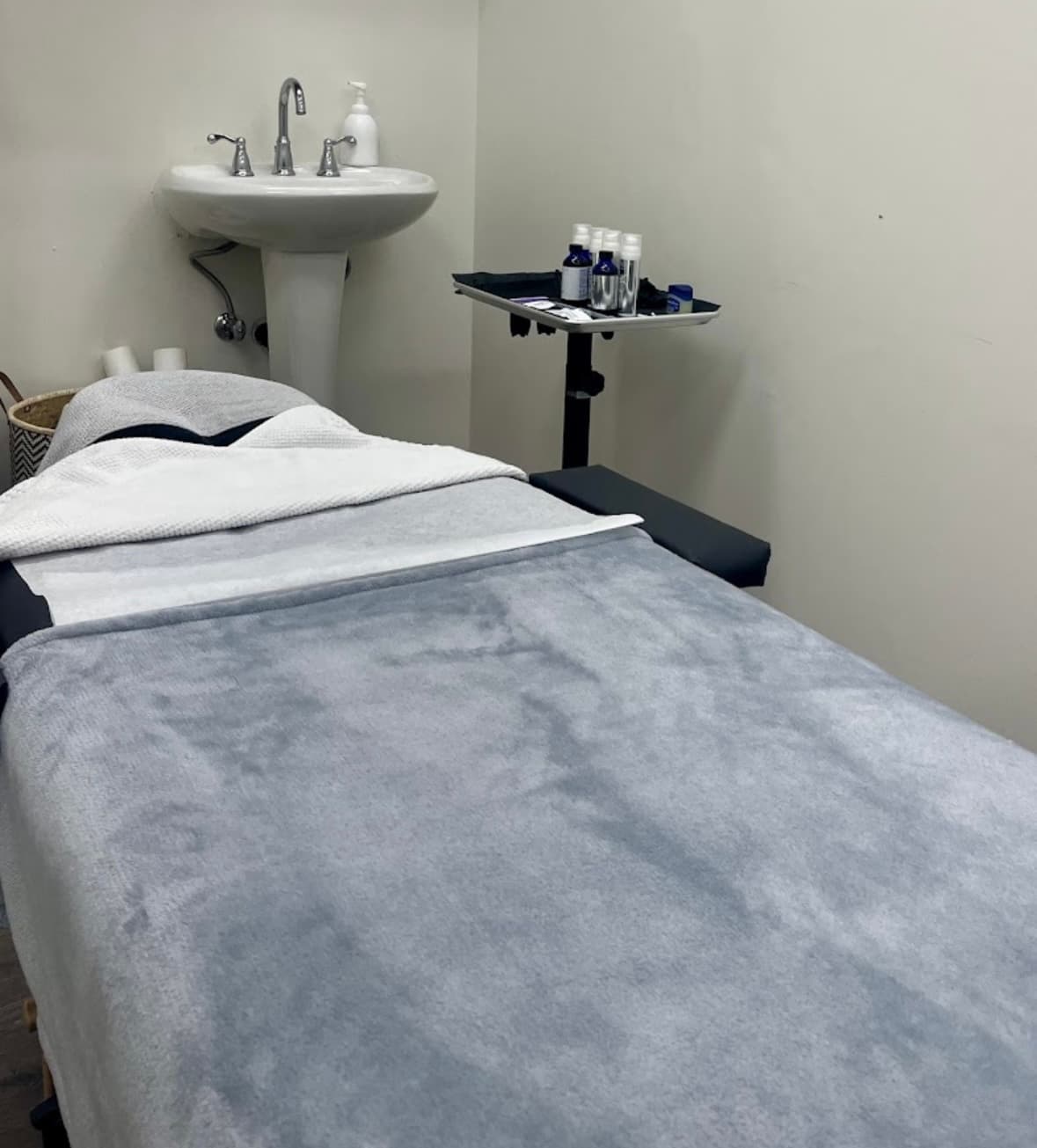Skin Analysis - Aiea & Ewa Beach, HI