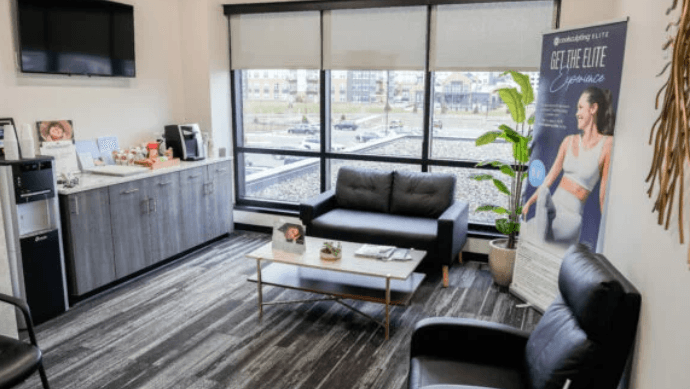 Tareen Dermatology Roseville photo 11