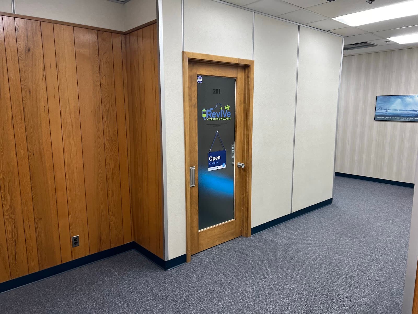 RevIVe Hydration & Wellness, LLC photo 1 of 7