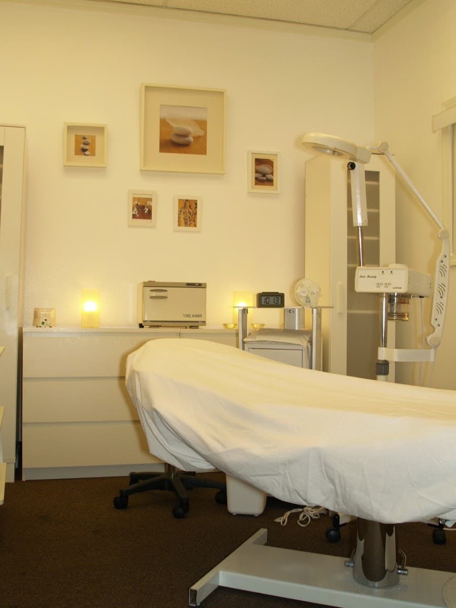 Skin Care HNB MediSkin
