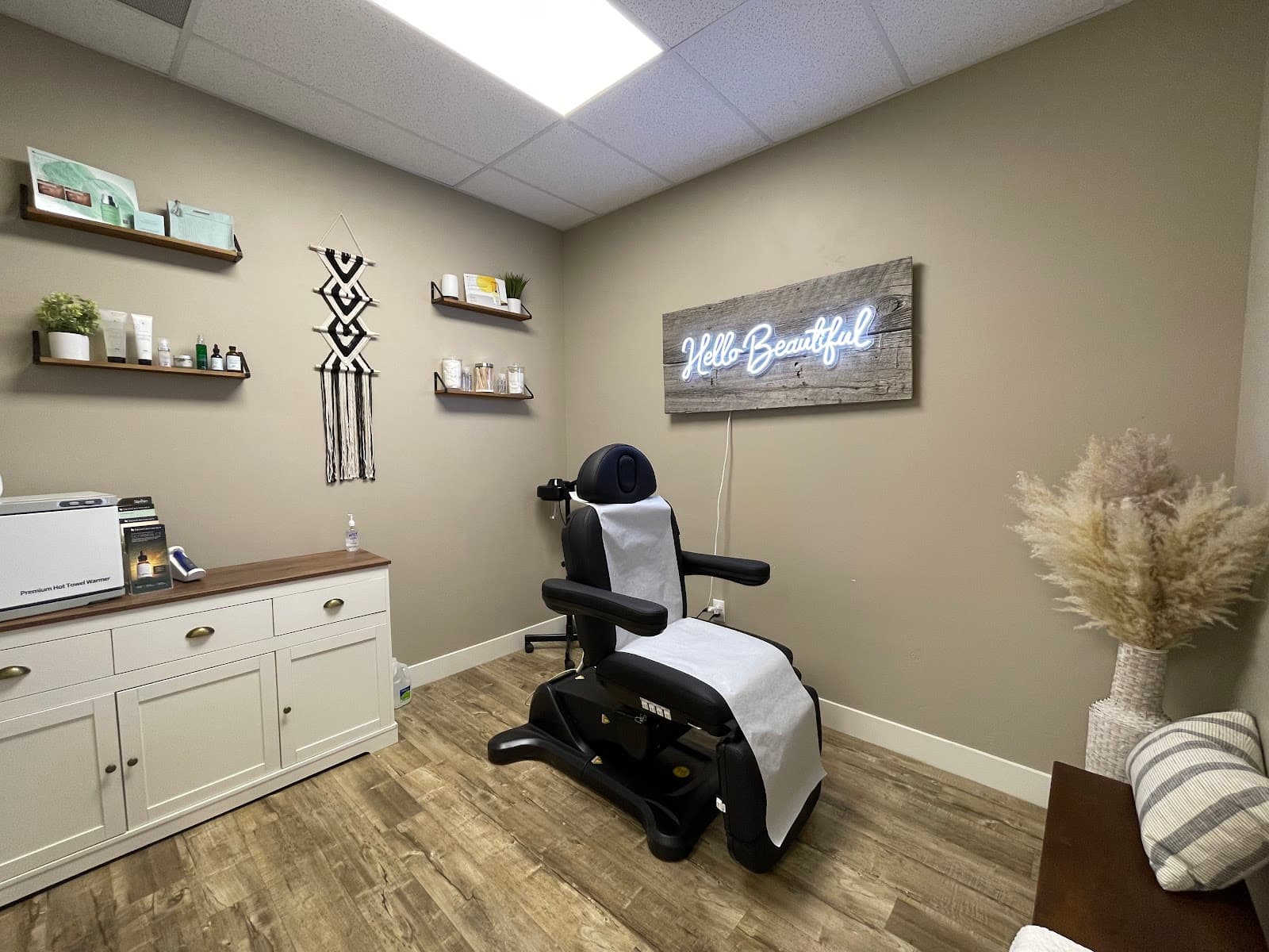 Red Ledges Dermatology