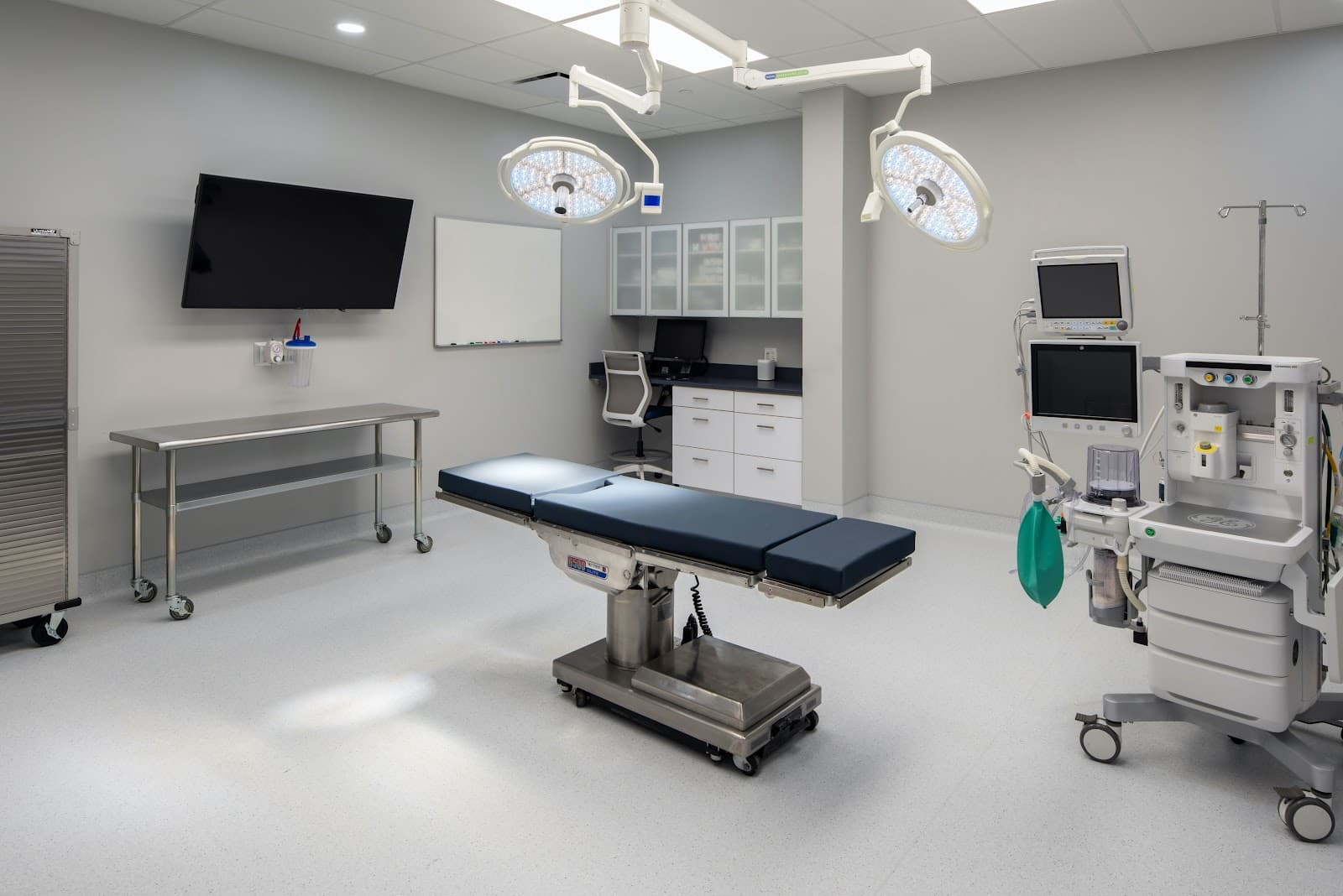 Lucie Capek, MD Plastic Surgery & MedSpa