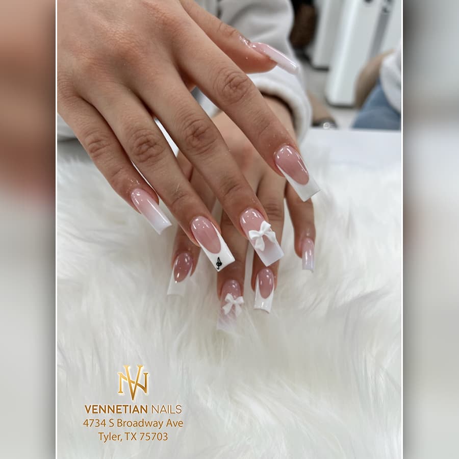 Vennetian Nails ( 15% OFF for new customers )