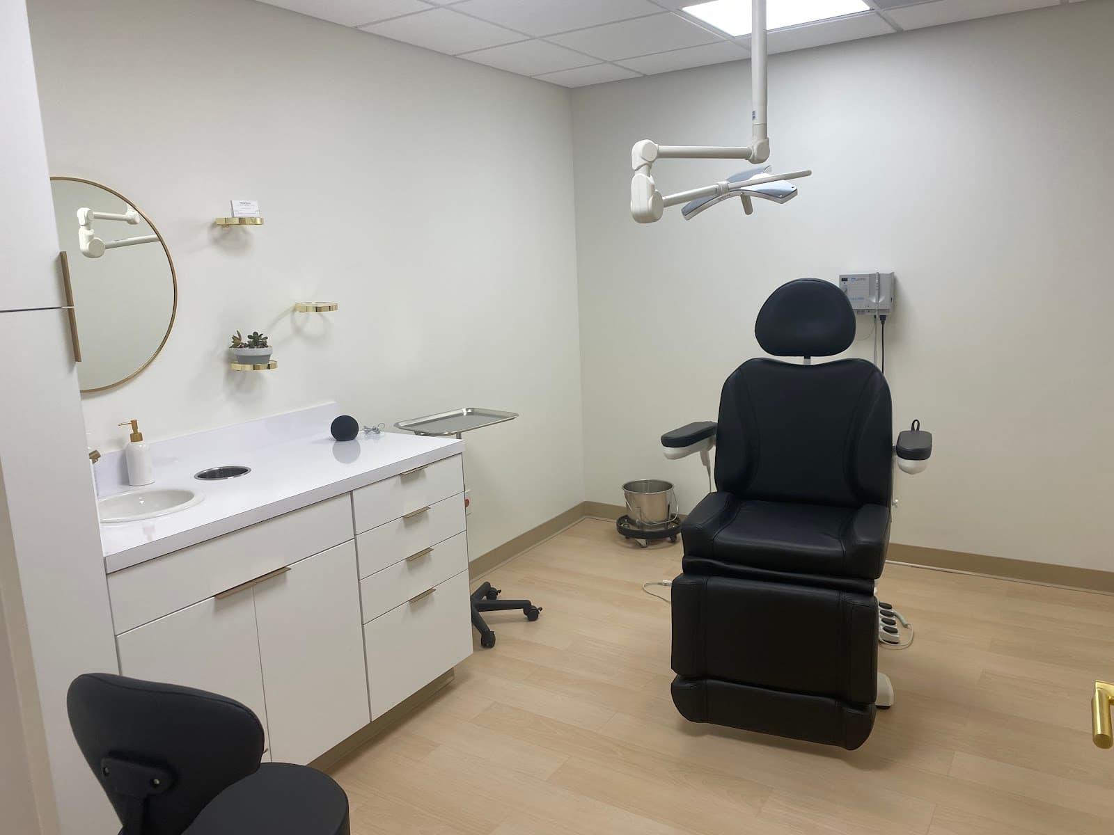 VivaSkin Dermatology and Aesthetics