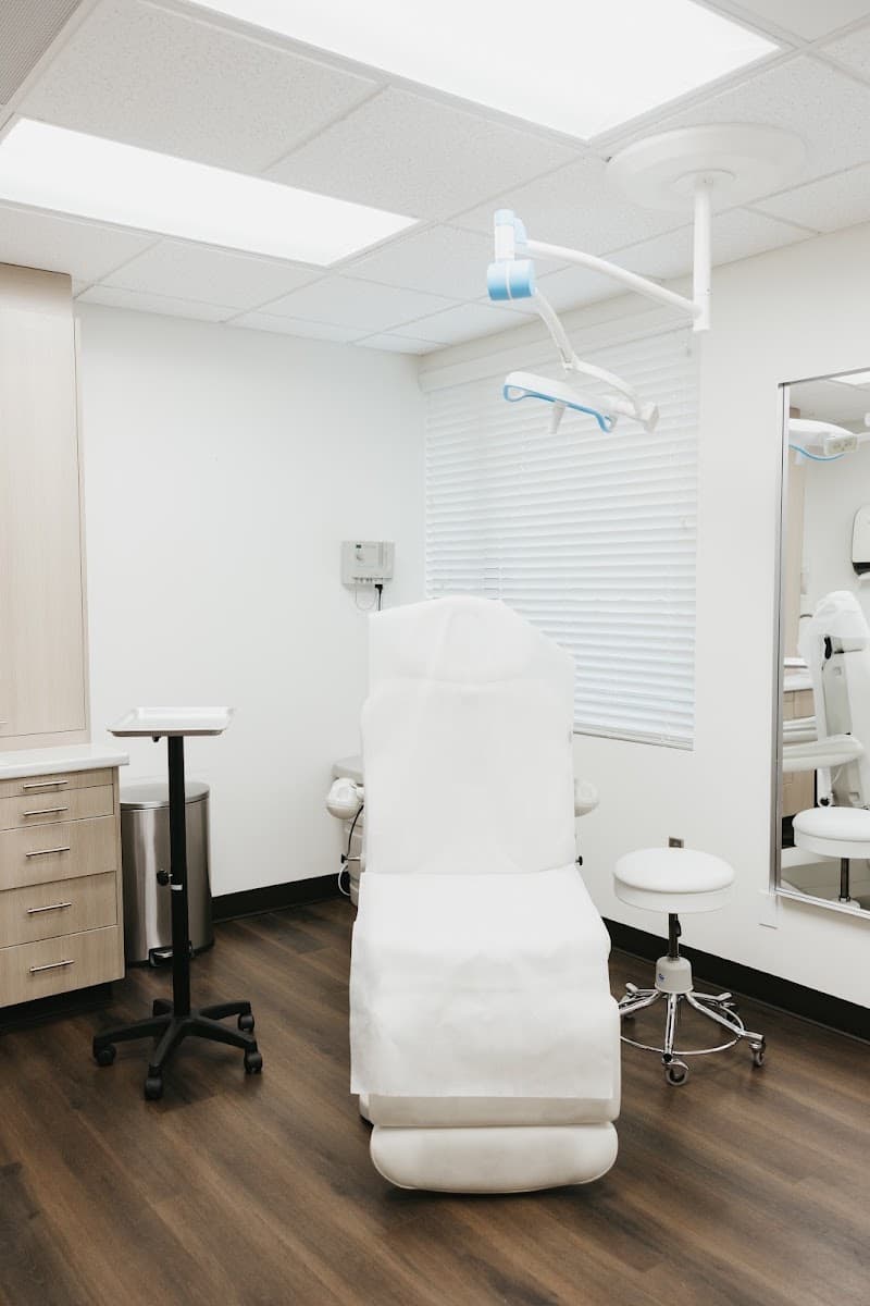 LARK Dermatology / Beauty