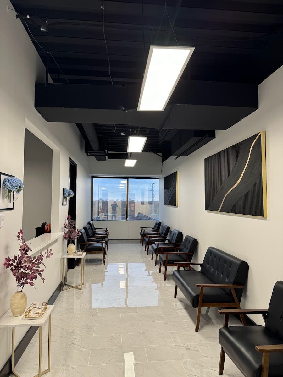 Deluxe Dermatology - Brentwood