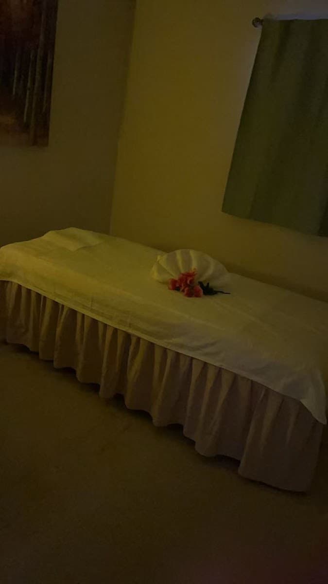 Meet Spa photo 1 of 2