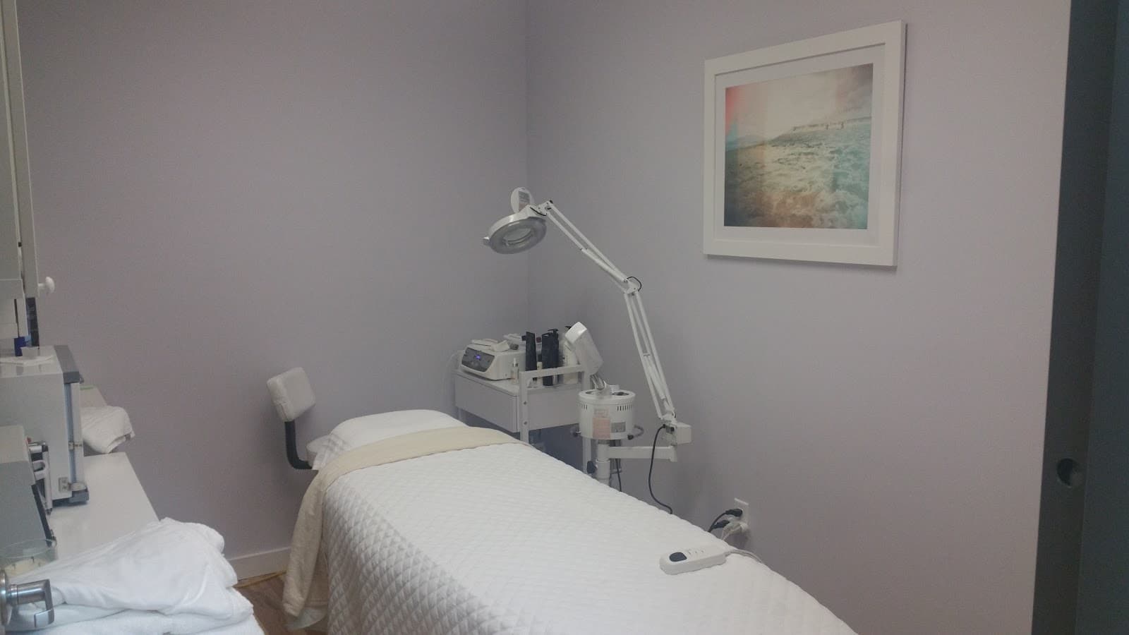BALENCIA-Coolsculpting, Botox, Laser Hair, Morpheus, Emsculpt, Hydrafacial