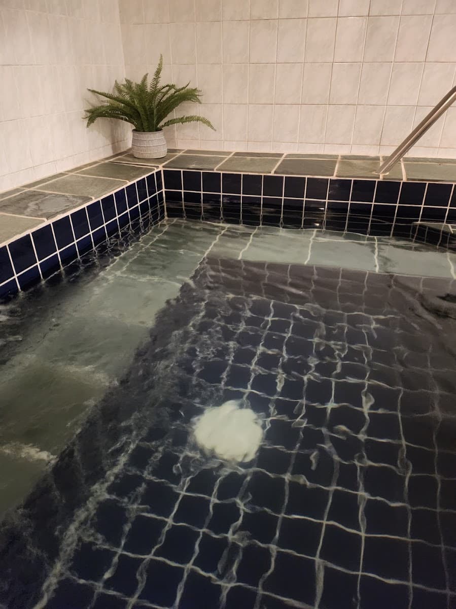 Makaloa Sauna & Spa for Women photo 1 of 6