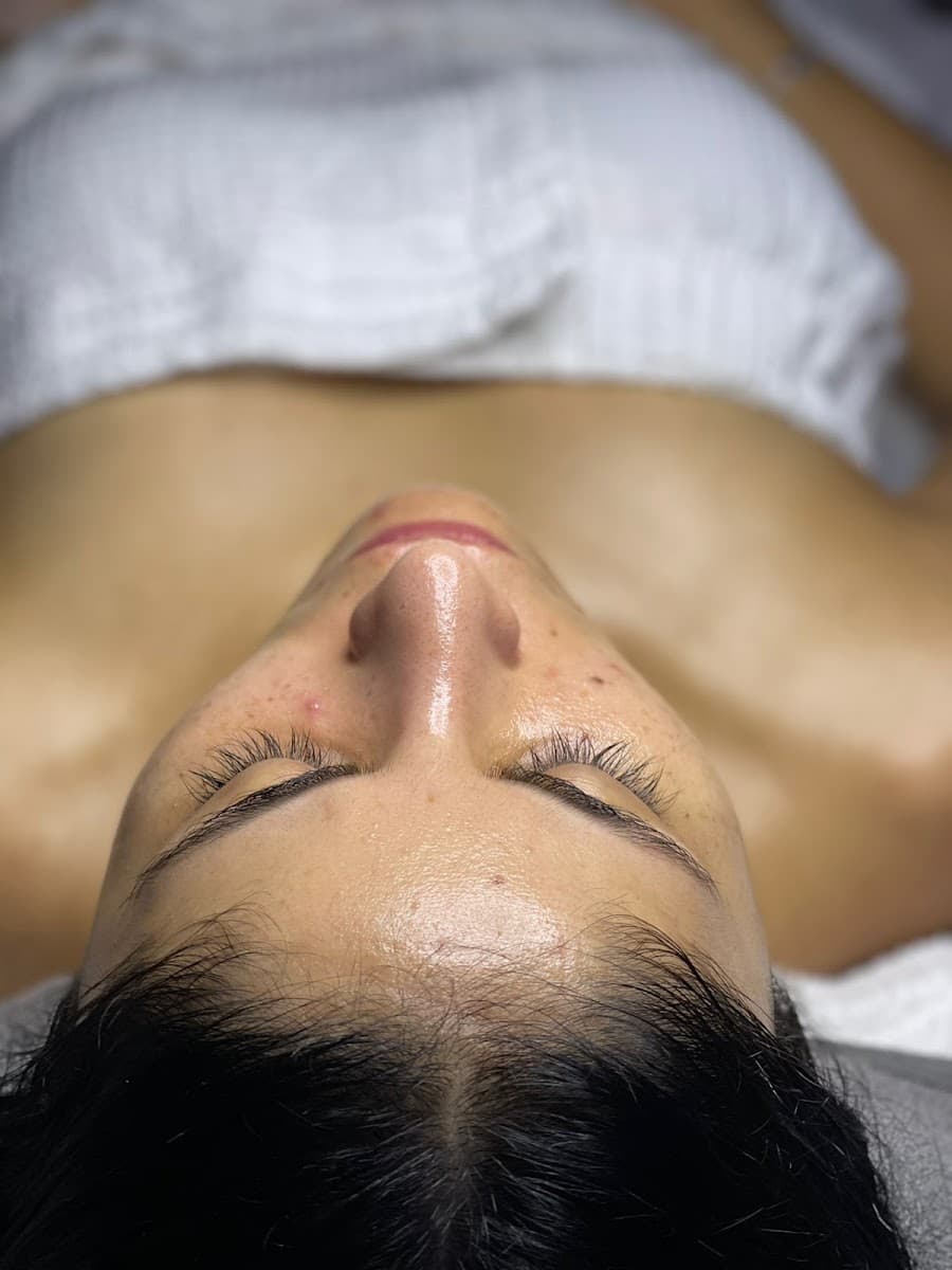 Glow Refinery Facial Spa – Hollywood, FL
