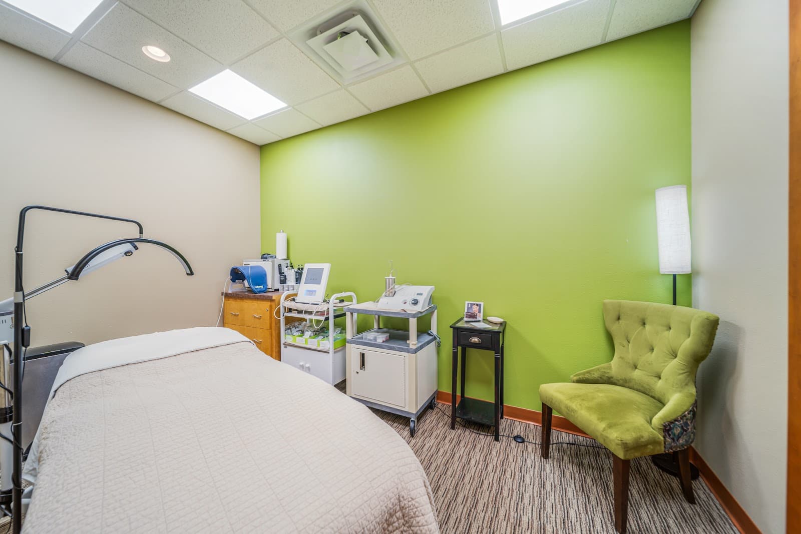 The Center For Aesthetics & Plastic Surgery
