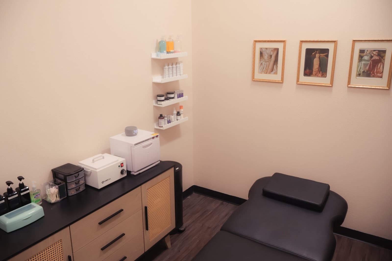 Madbeauty Esthetics & Cosmetics photo 1 of 5