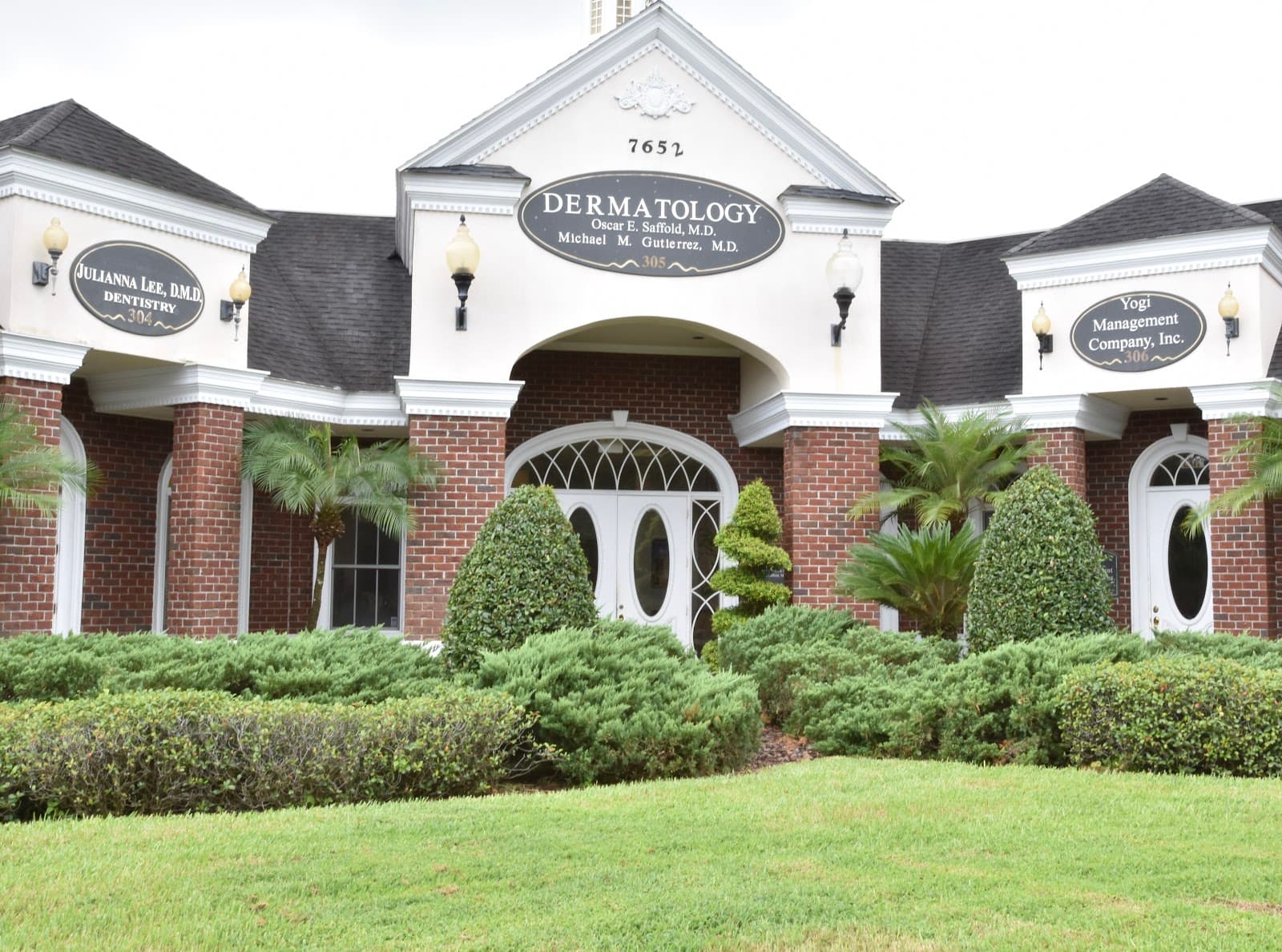 Mid Florida Dermatology & Plastic Surgery photo 1 of 7