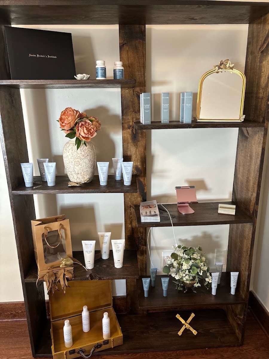 Graceful Beauty Studio photo 1 of 8