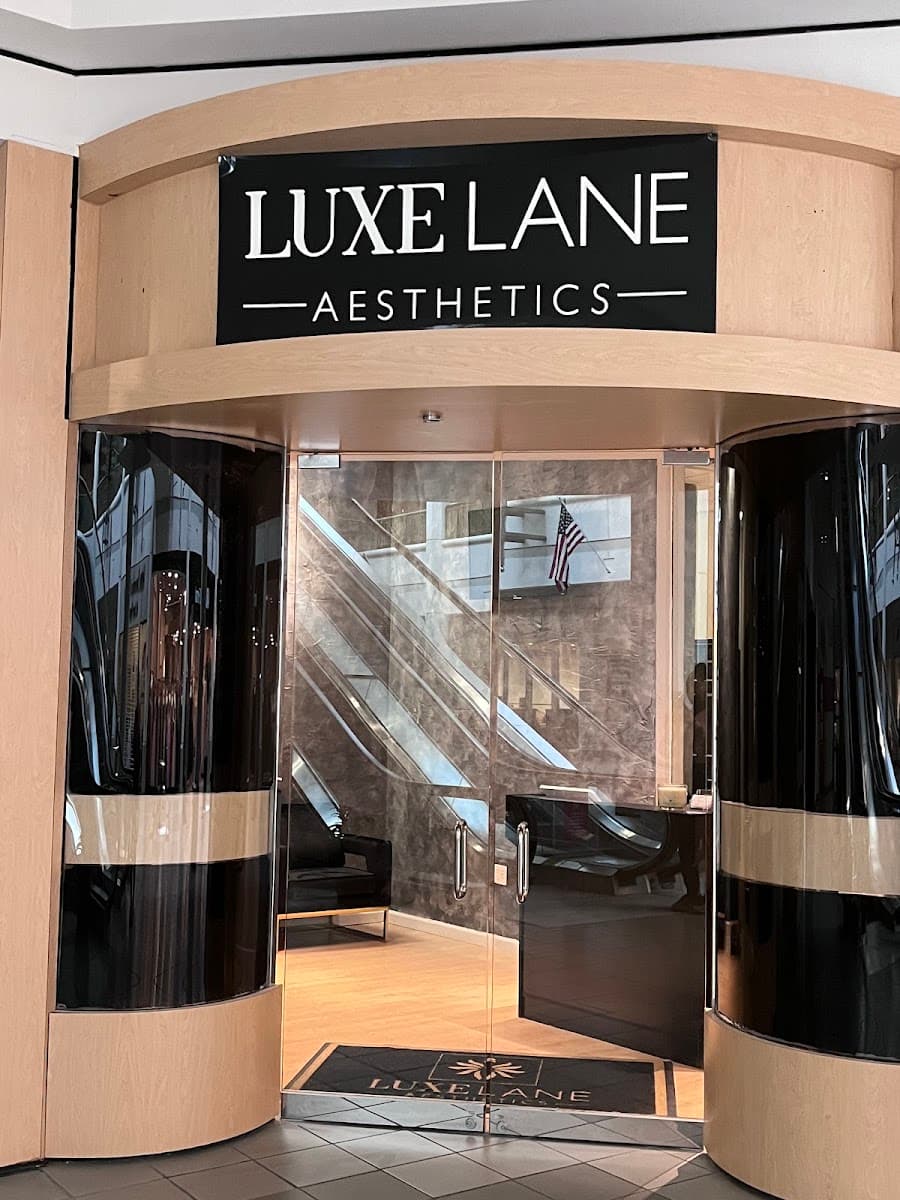 Luxe Lane Aesthetics