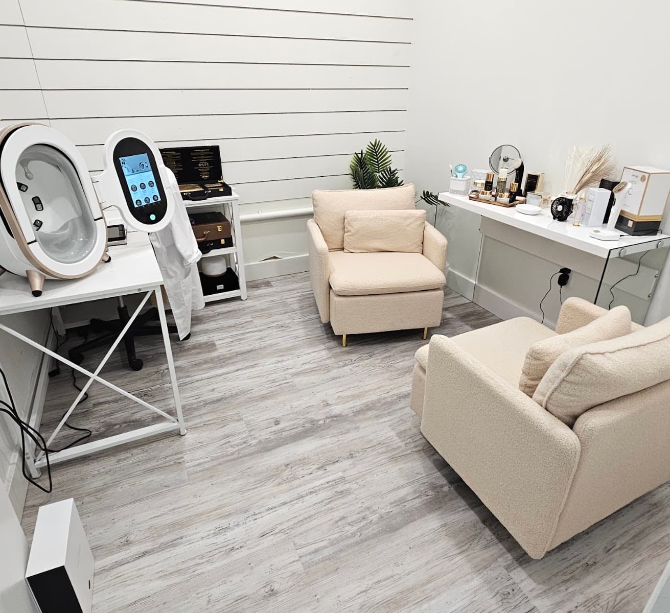 Fort Myers SPA & wellness photo 1 of 7