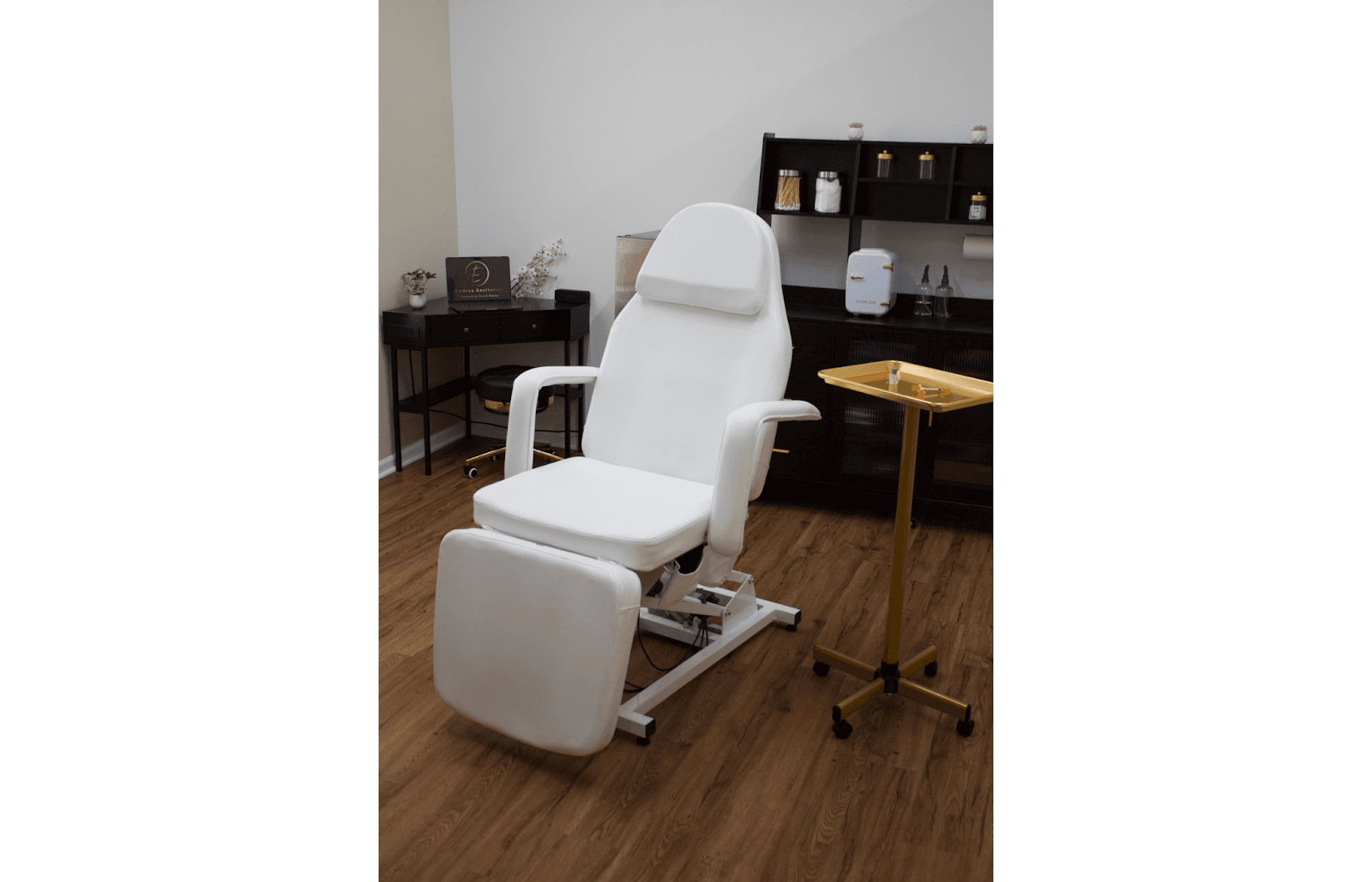 EmArya Aesthetics & Wellness, PLLC photo 1 of 3