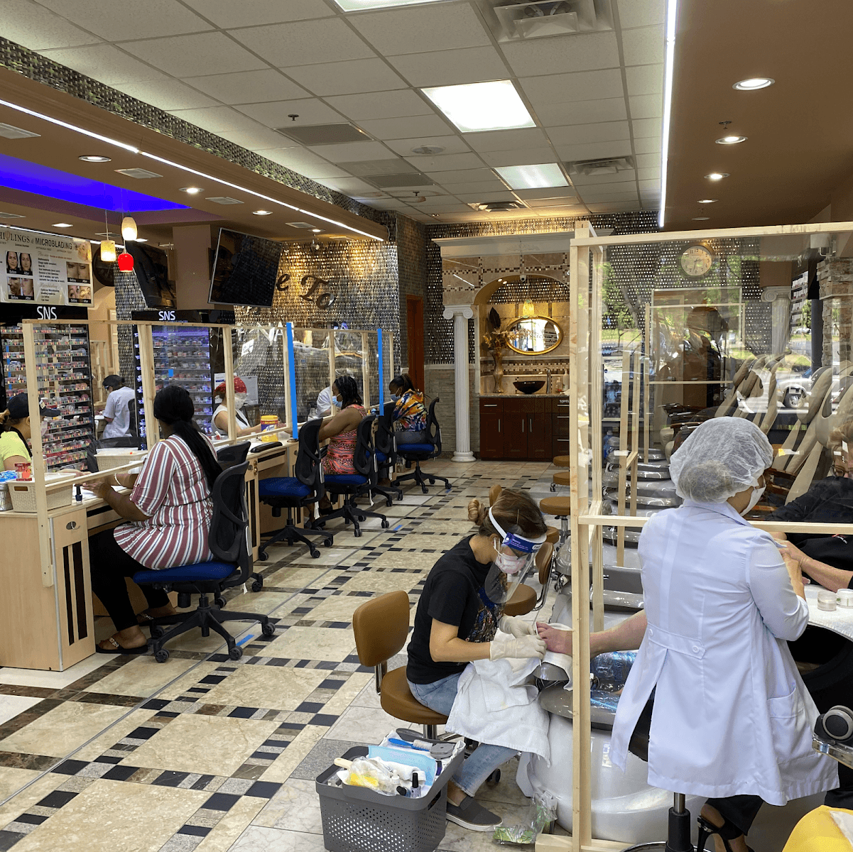 Pro Top Nails & Spa