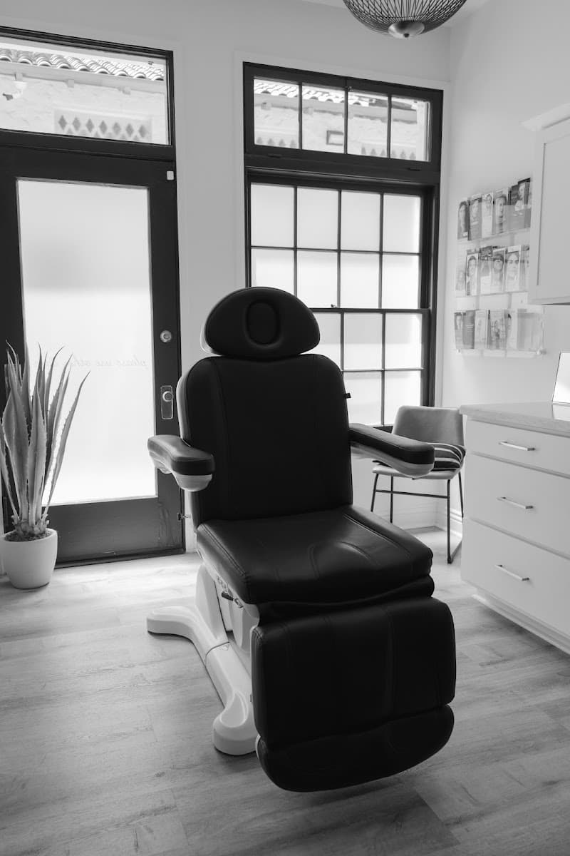 Skinaesthetica