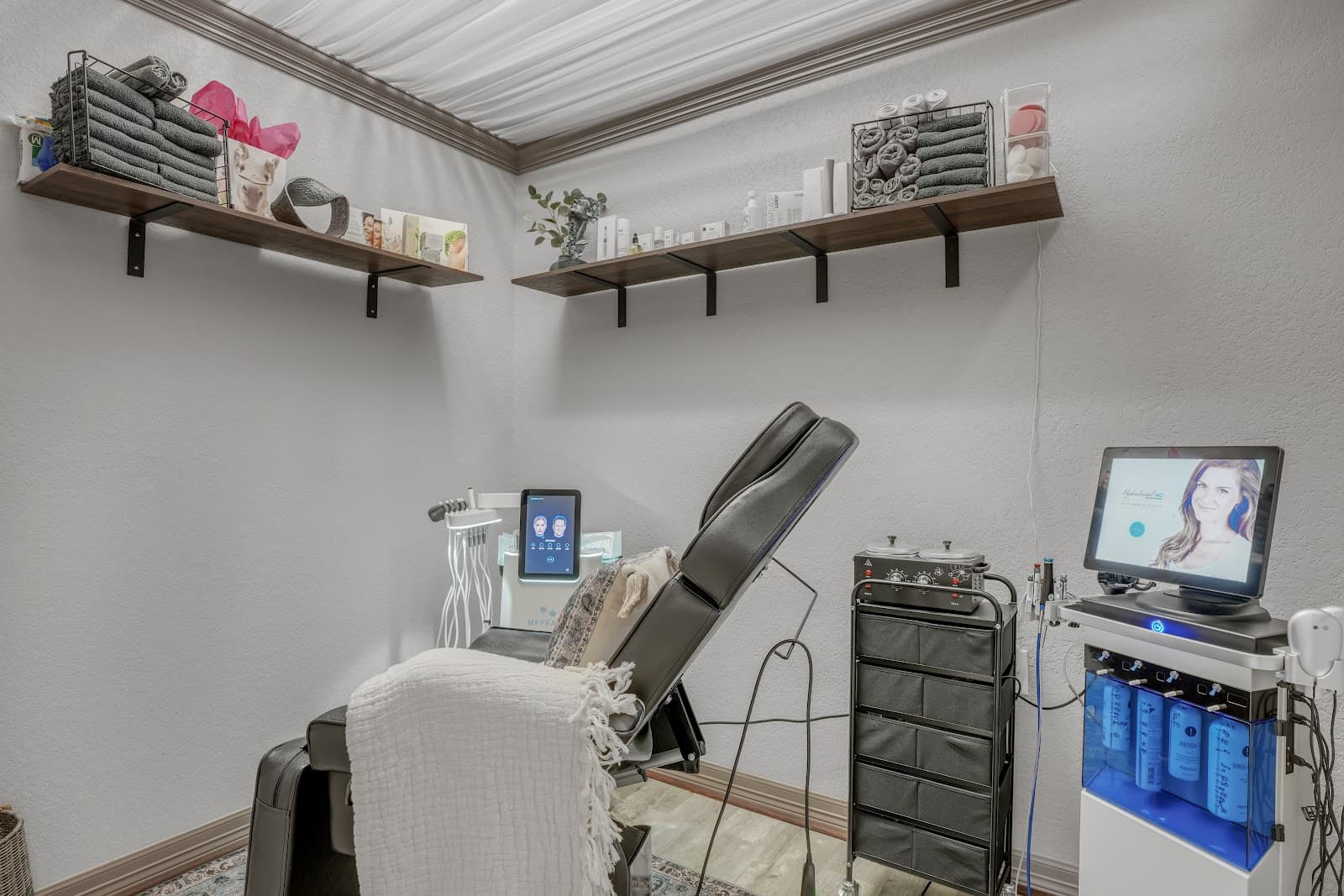 Glo Sun Spa-Angleton Whole Body Wellness and Tanning Spa