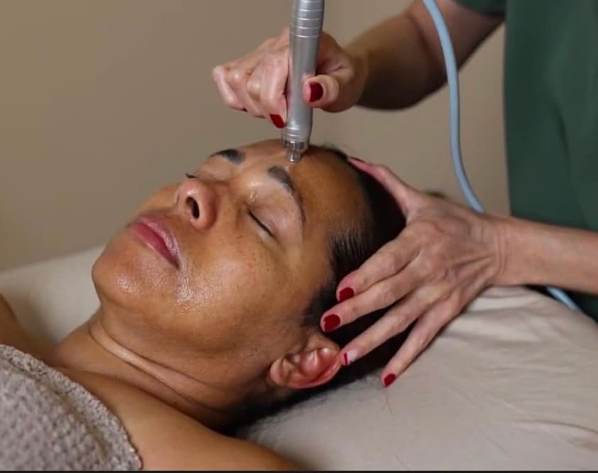 In HIS Image Day Spa