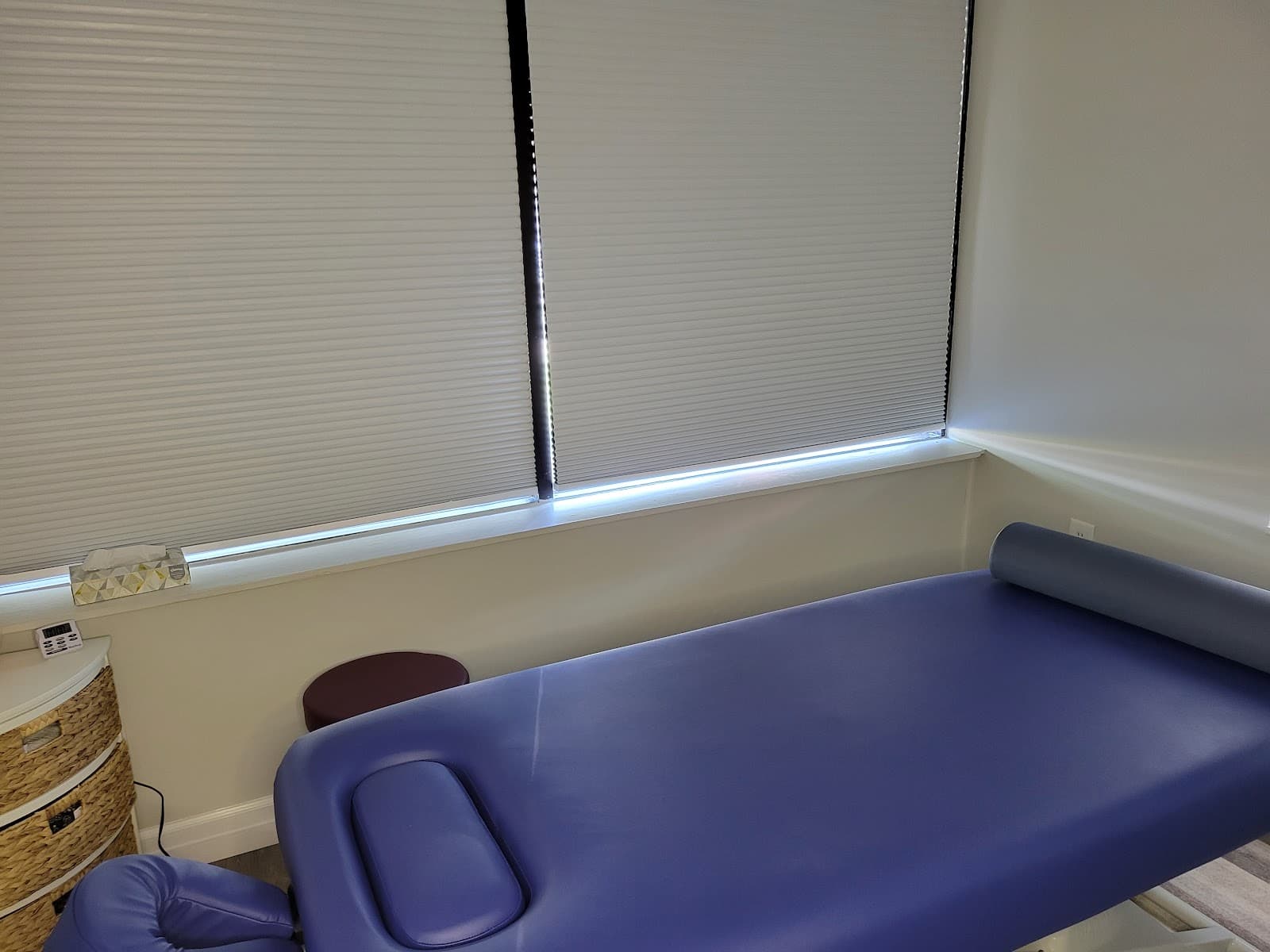 Yolanda's Massage and Acupuncture photo 1 of 8
