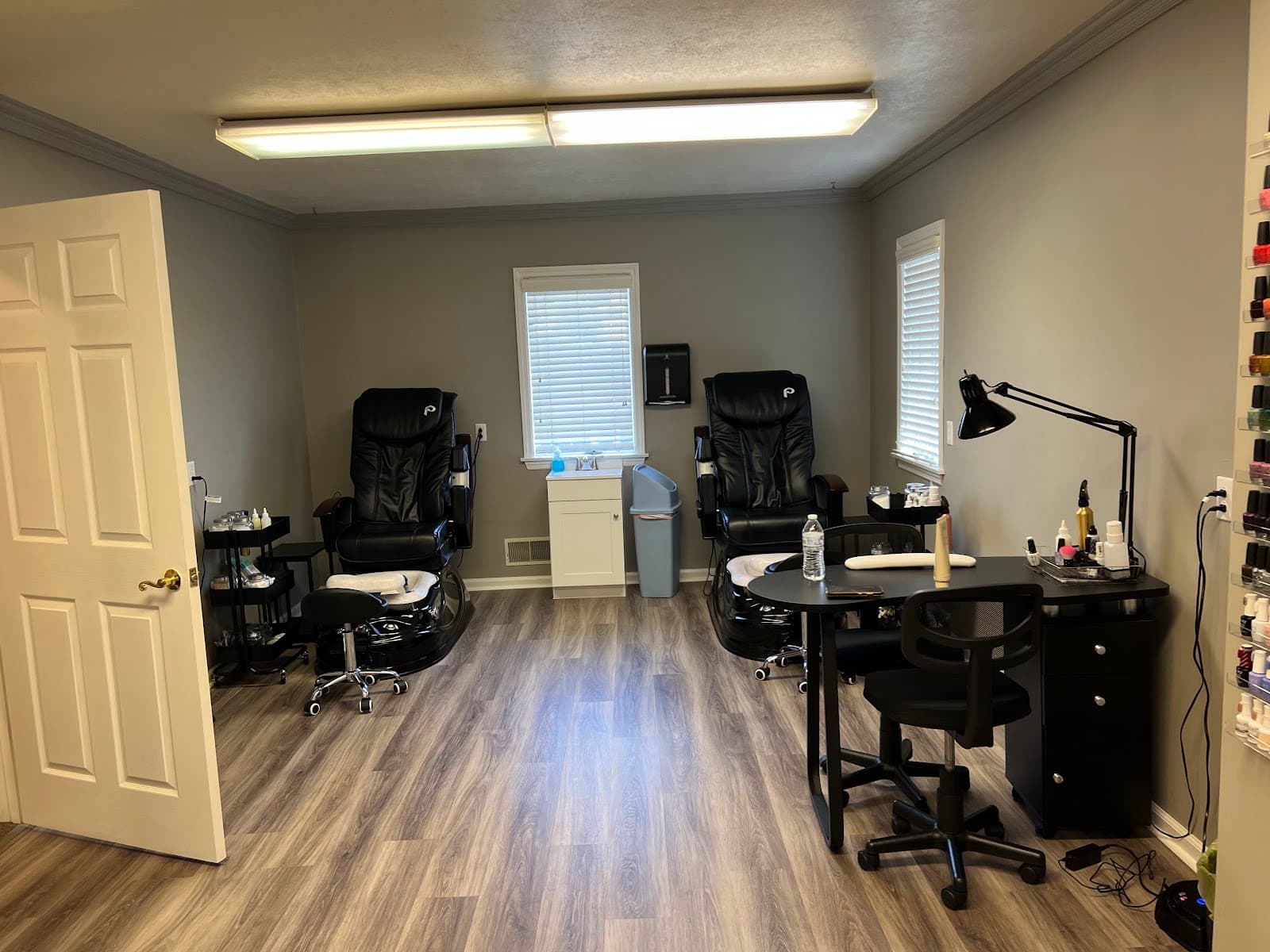 Create Beauty Salon & Spa