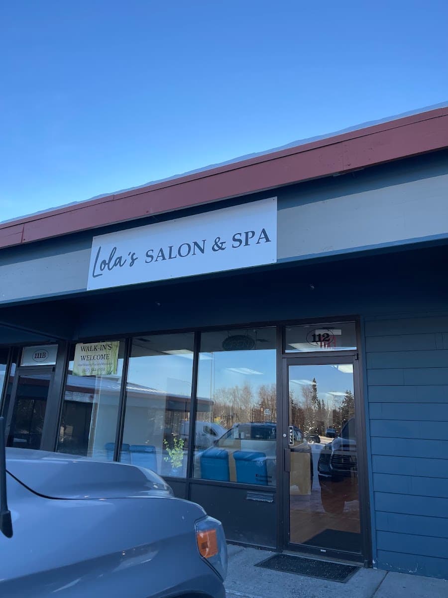 Lola’s Salon and Spa