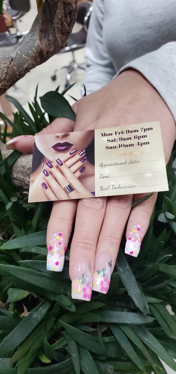 Super Nails