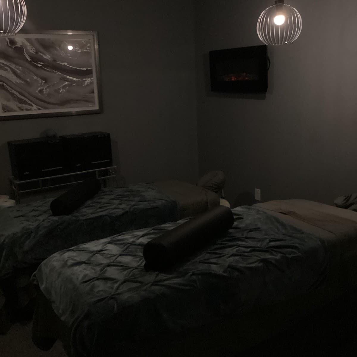 Essentials Day Spa of Fort Myers: Massage & Facials