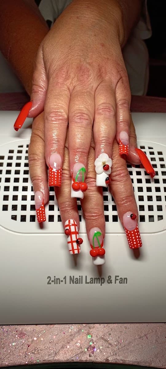 Tip N Tone nail & body studio photo 1 of 8