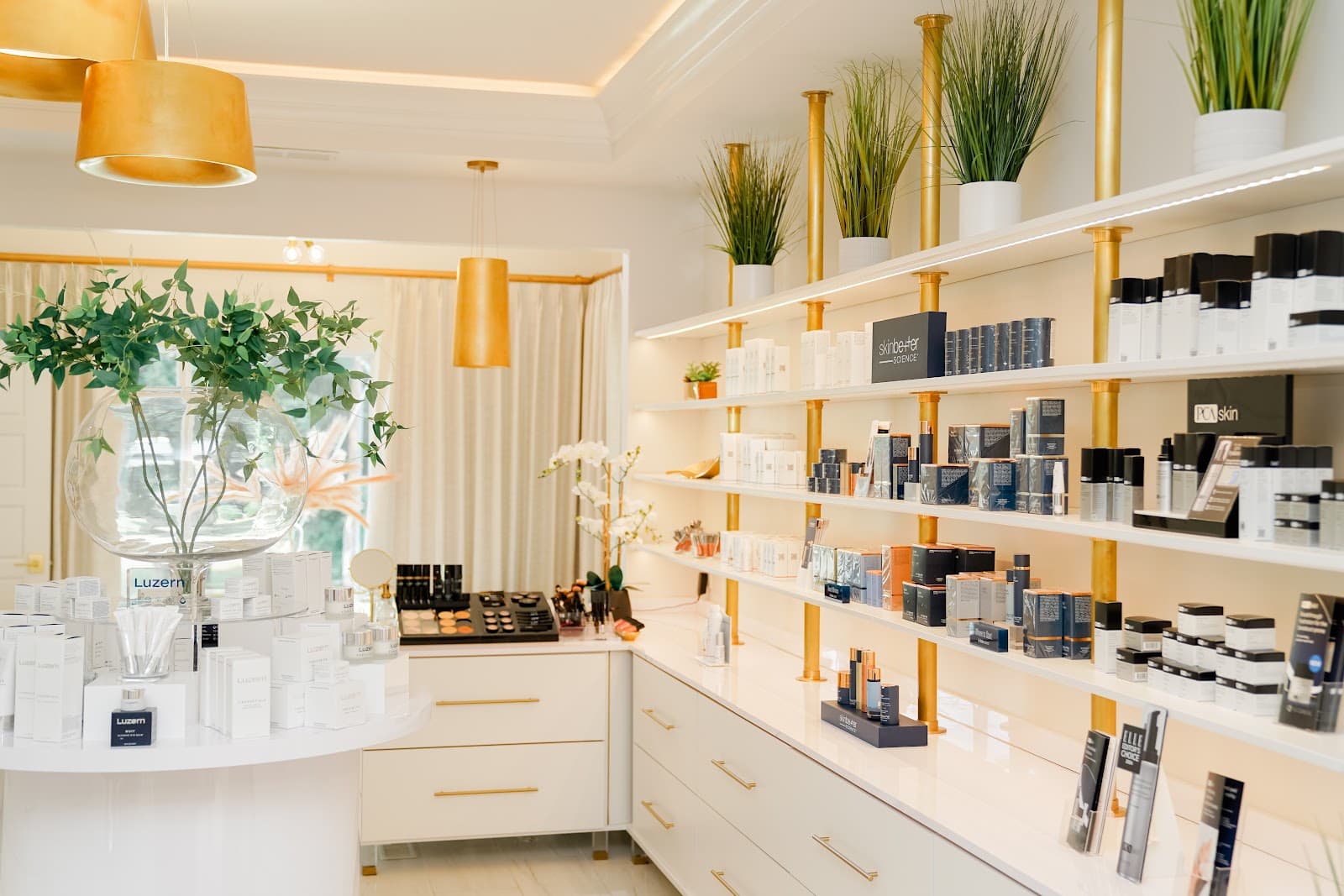 SKYN Lounge Boutique Spa