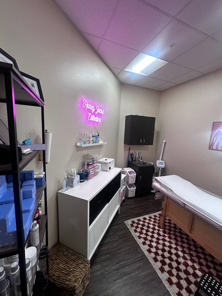 Honey Jacks Esthetics photo 1 of 7