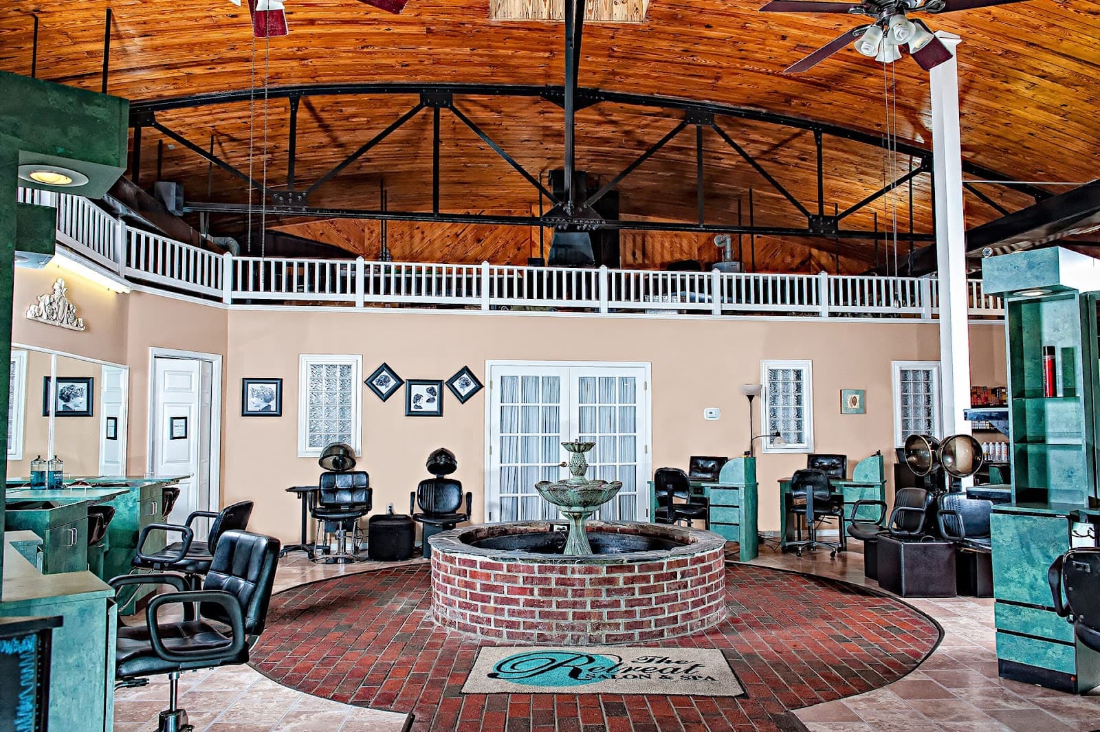 Retreat Salon & Spa