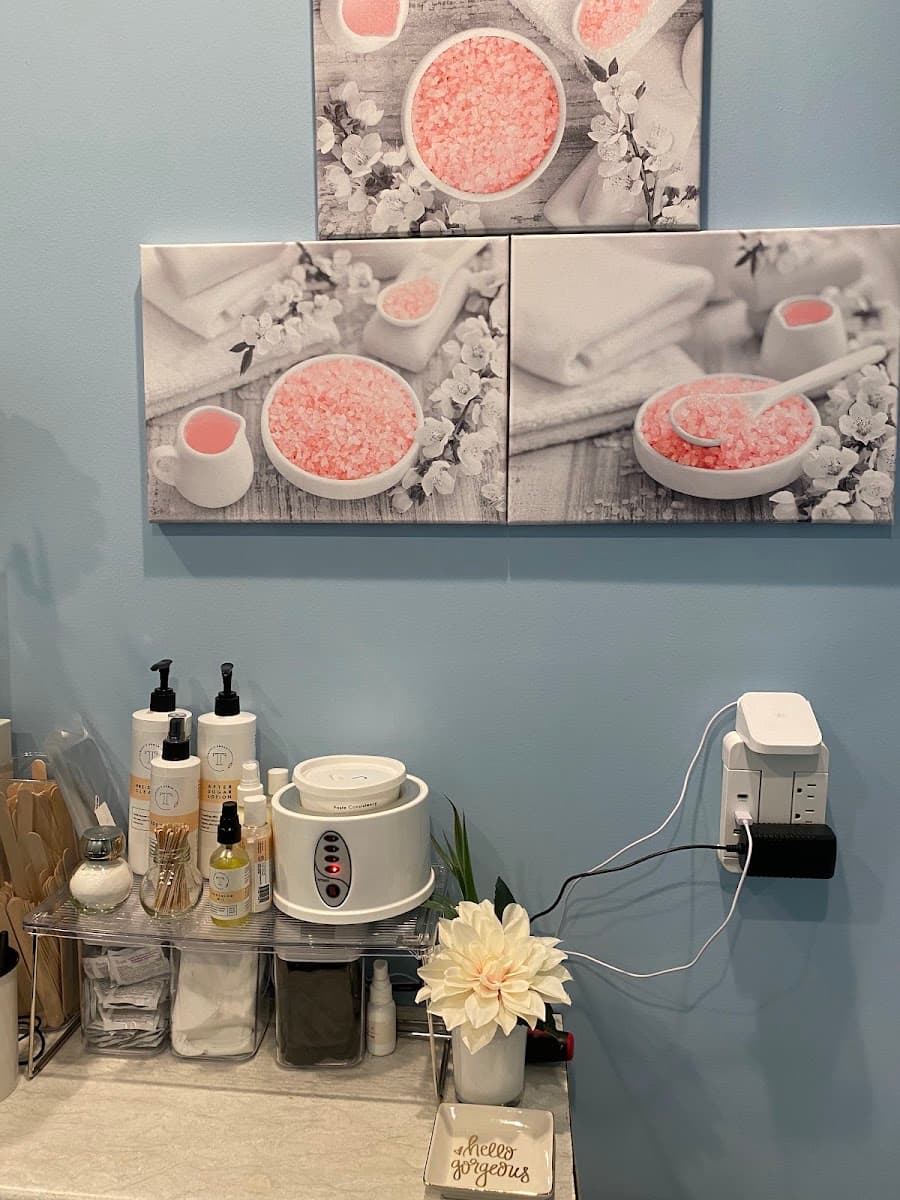 Luxe Sugar Spa photo 1 of 7
