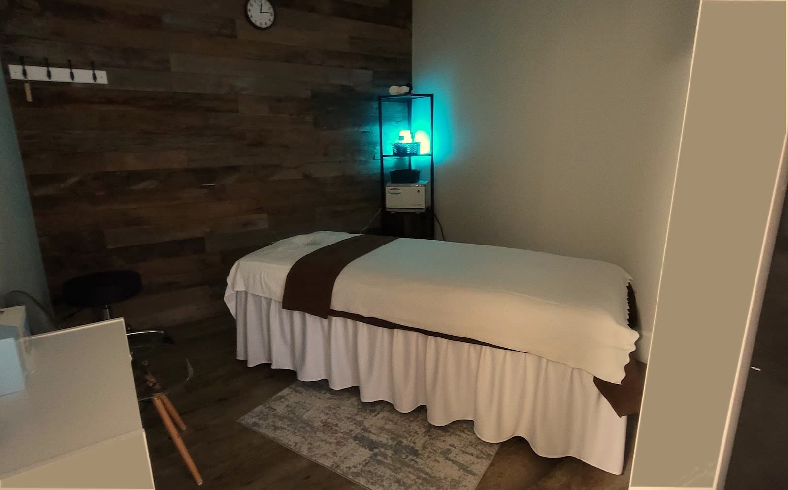 620 Massage & Spa