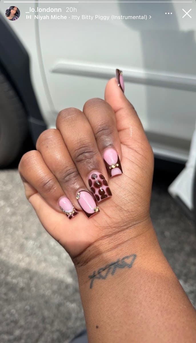 Smyrna Noire the NailBar