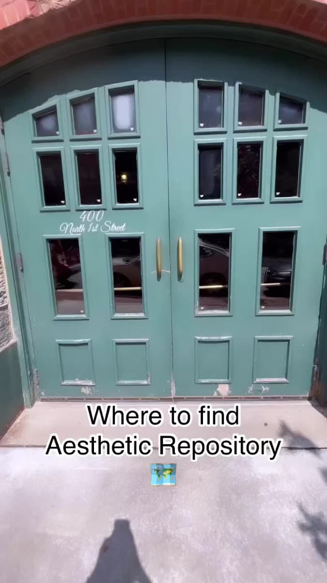 Aesthetic Repository photo 1 of 8