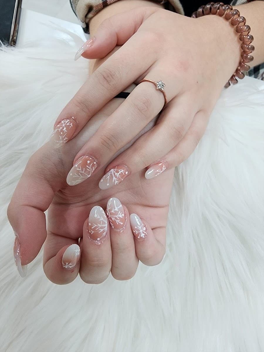 Ugly Nail and Spa