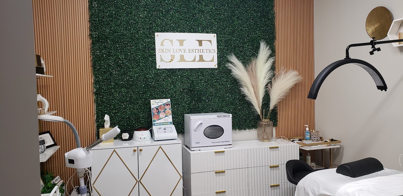 Skin Love Esthetics