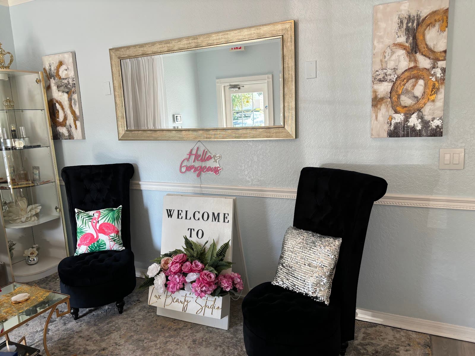 Lux Beauty Studio