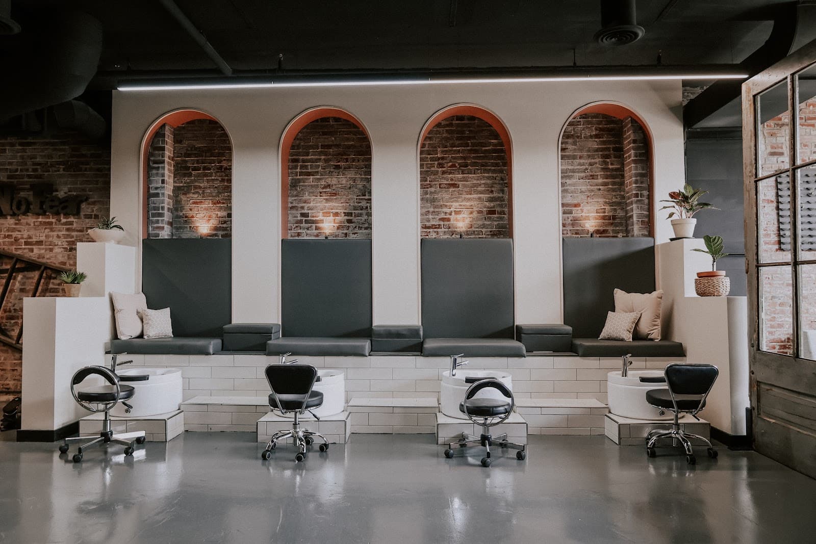 Bourbon & Blush Salon and Spa