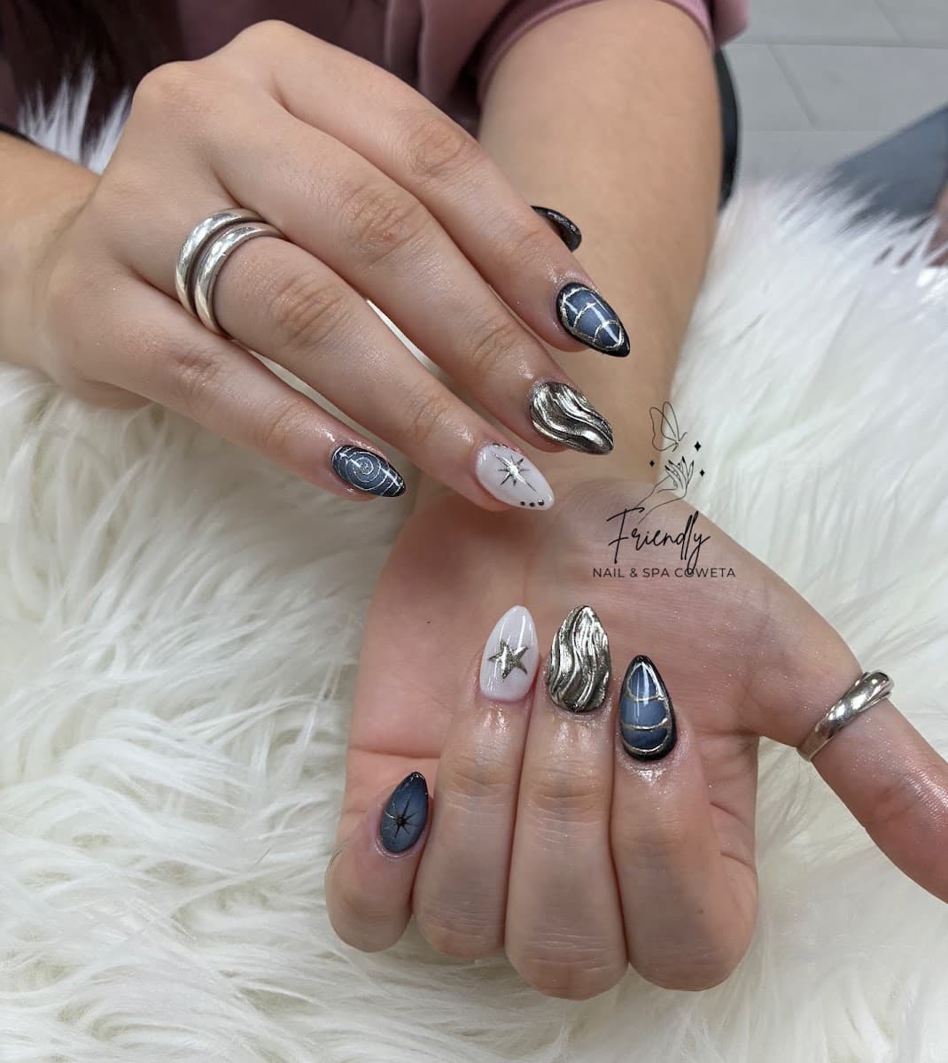 Friendly Nails & Spa