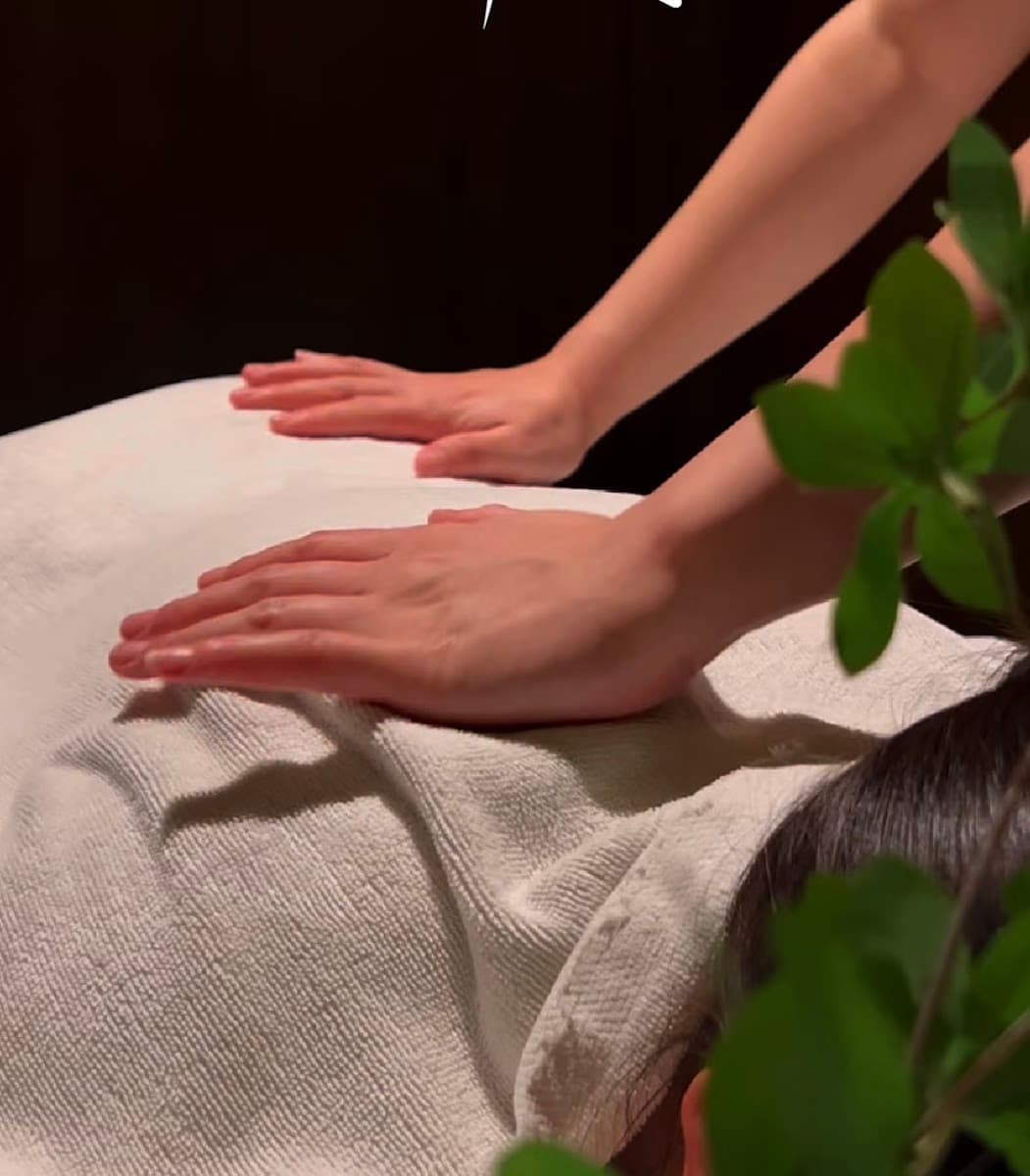 Blue Dolphin Healing Spa
