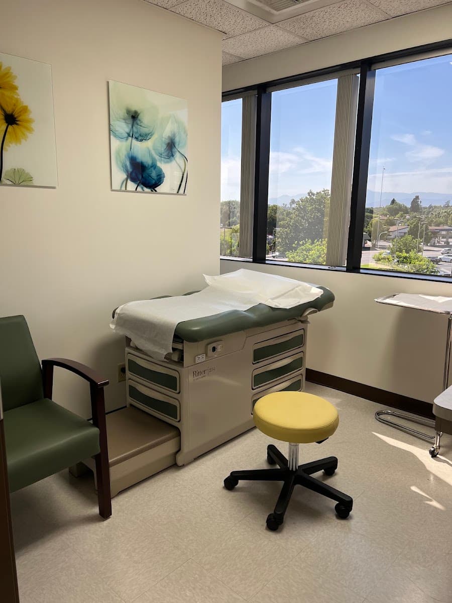 David Robles, MD, PhD Oak Tree Dermatology photo 1 of 8