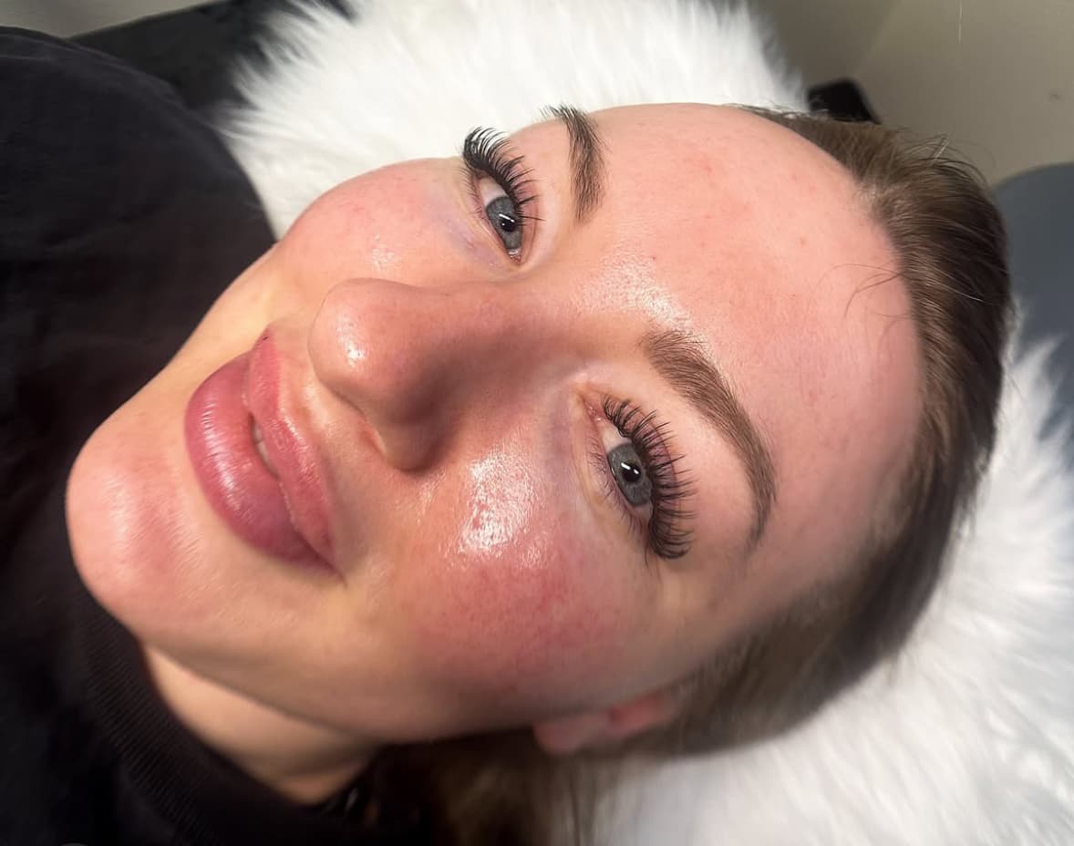 The Glamour Collective lash + skin bar