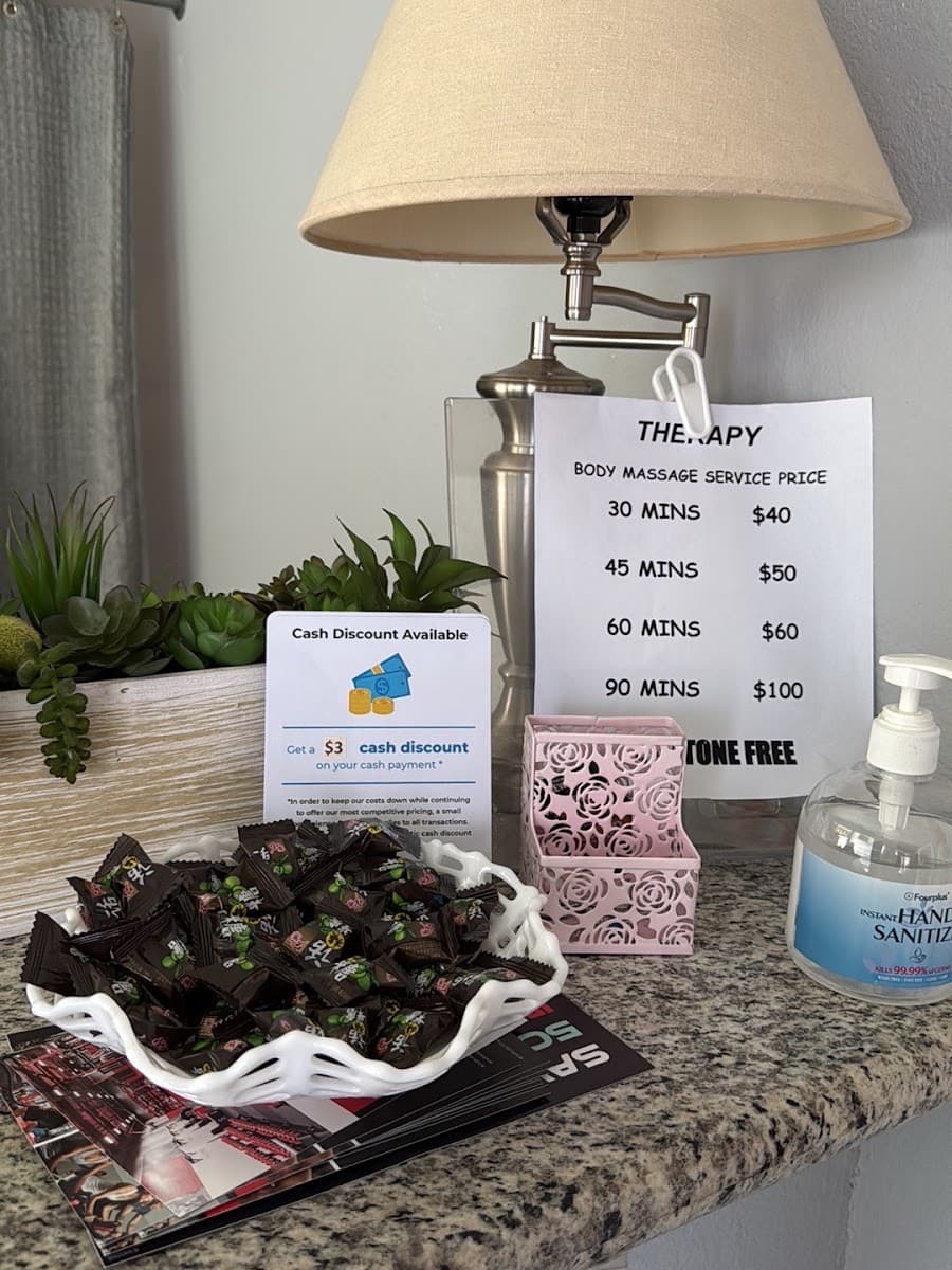 Sun Day Spa & Massage photo 1 of 7