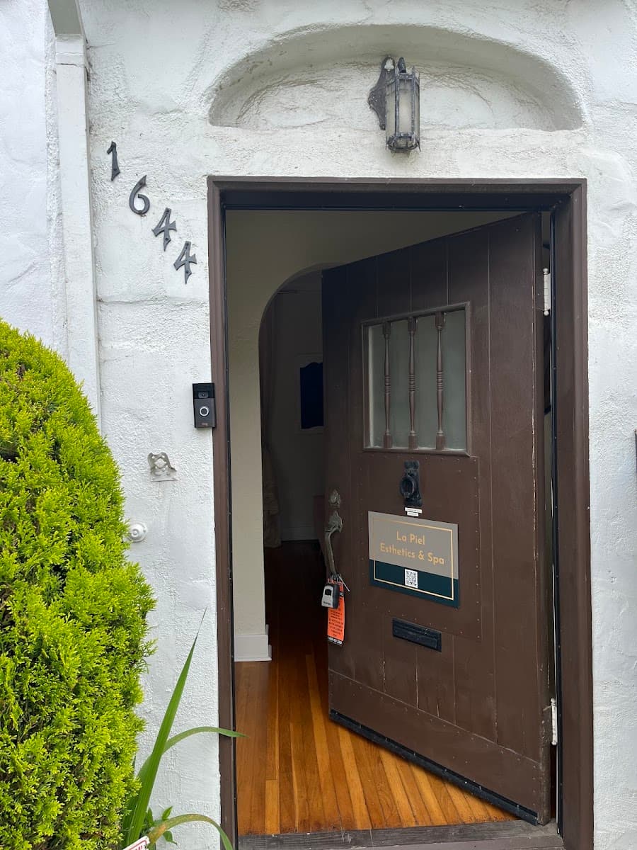 La Piel Esthetics Spa